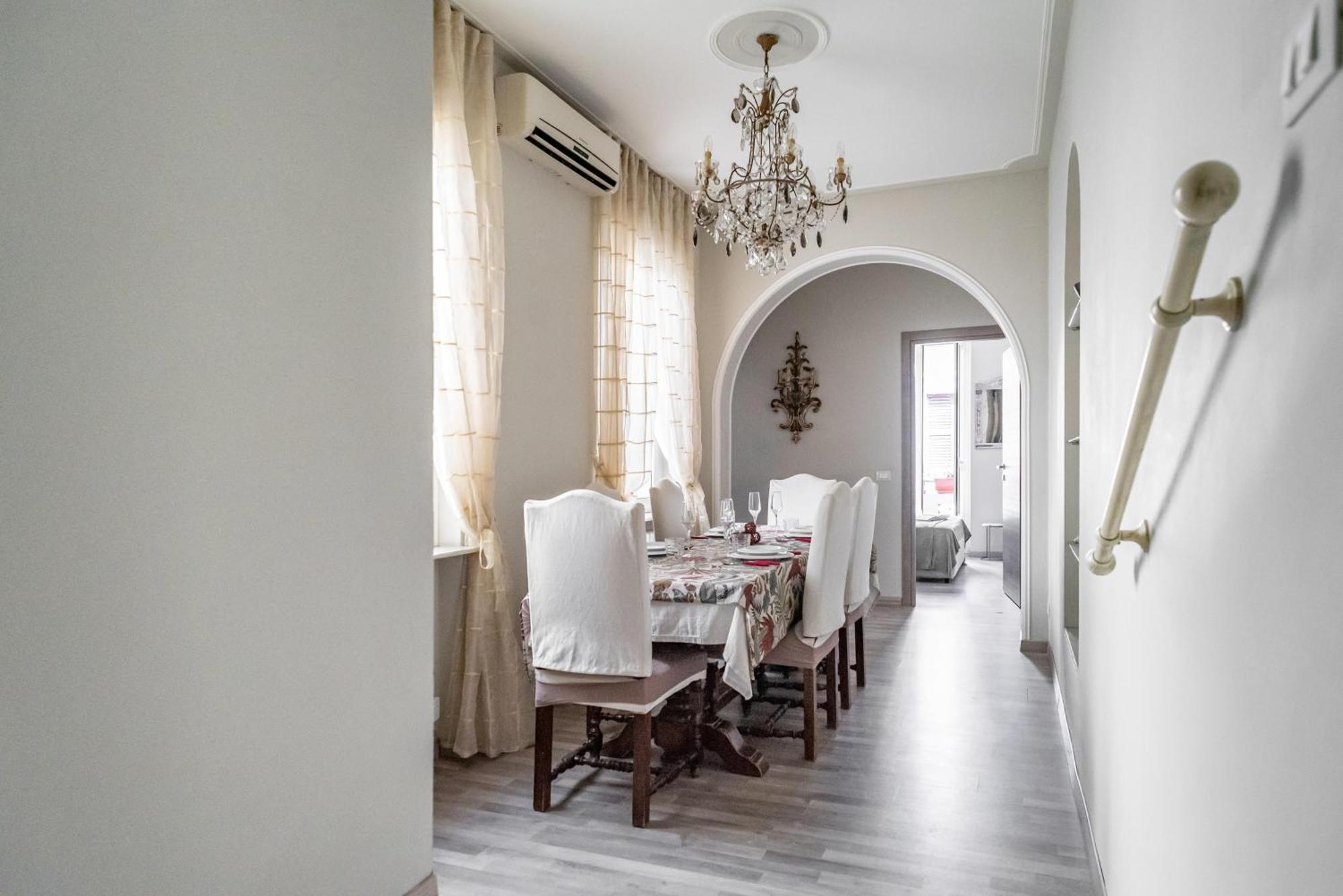 Appartamento Casa Anna - City Center Of Pavia - By Host4U Esterno foto