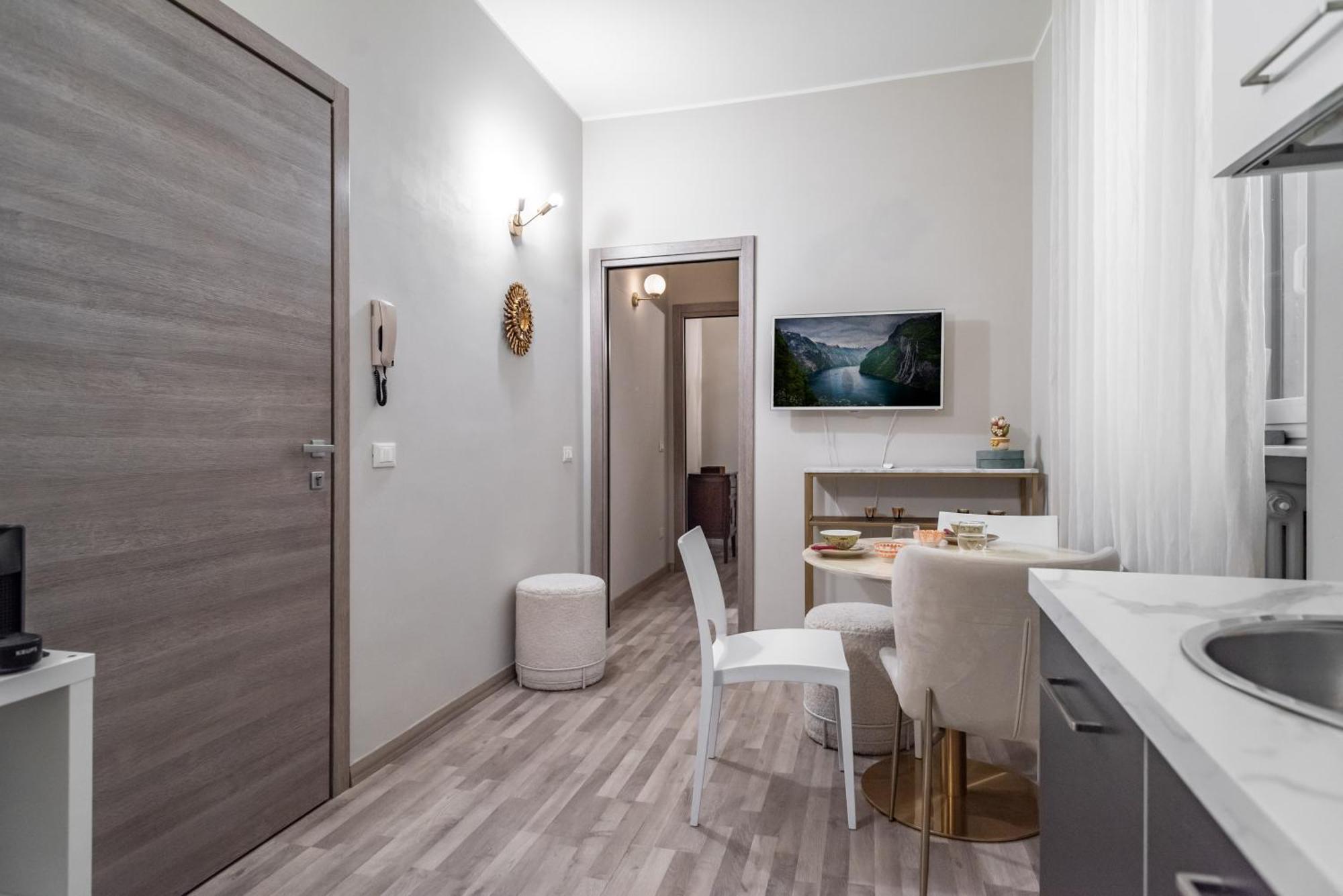 Appartamento Casa Anna - City Center Of Pavia - By Host4U Esterno foto